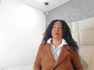 Stripchat Best live sex cam show of Nahomi_Dominique