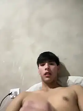 Stripchat Sex Cam of josee_-1