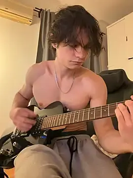 Stripchat Free Porn Cam of SasukeUhchiaa