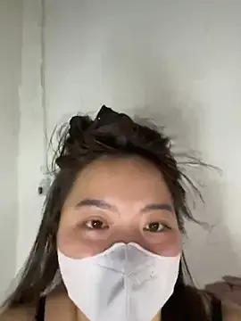 Stripchat Live Sex Cam of helo-kitty