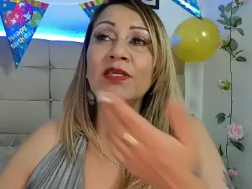 Stripchat Adult Webcams of yayita_mature