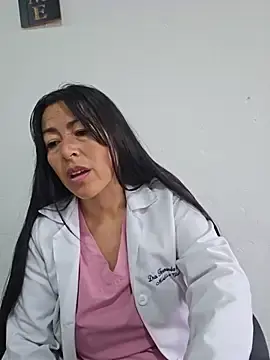 Stripchat Free Porn Cam of JustSamantha_