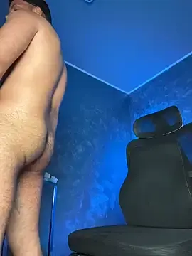 Stripchat Best Webcam of CLOUDYJULIUS