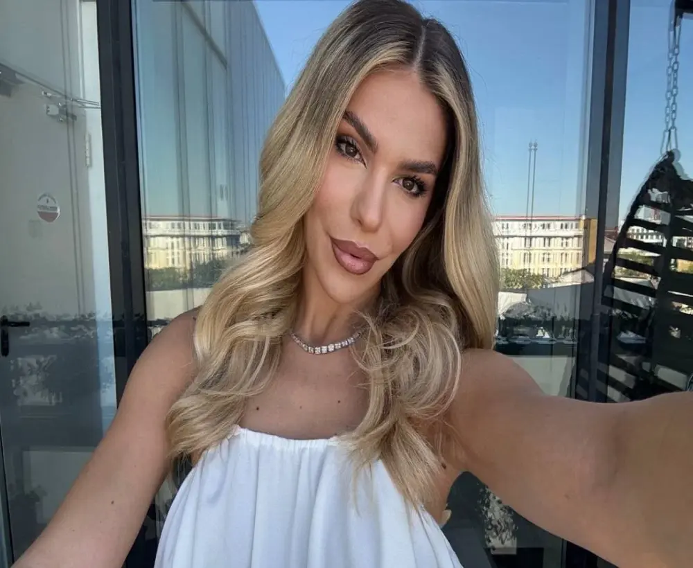 ChloeVelvetx