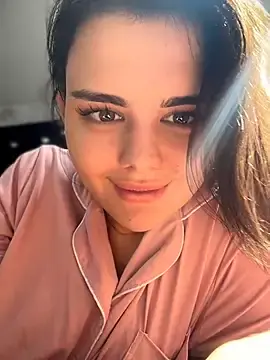 Stripchat Best Webcam of NikaMur