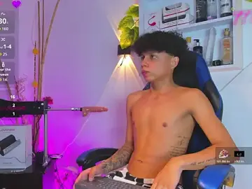 Stripchat Live Porn of _taylor_black