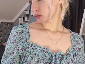 Stripchat Watch Live Sex Cams of Naomi_Demio