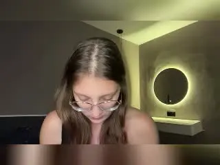 Xlovecam Watch Live Sex Cams of StaceyAverbach