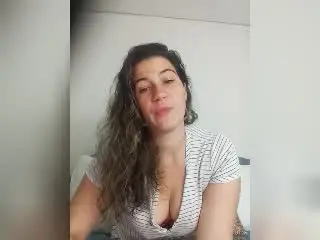 Xlovecam Adult Webcams of YessiSoto