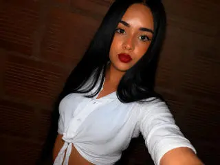 Xlovecam Live Sex of LunaSophiee