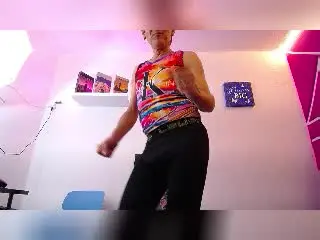 Xlovecam Live Sex Cam of Cesirry