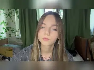Xlovecam Live Sex Cam of BrigetteLaurie