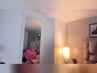 Xlovecam Sex Chat of SyraPalmer