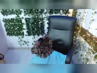 Xlovecam Live Sex Cam of VanellopeLm