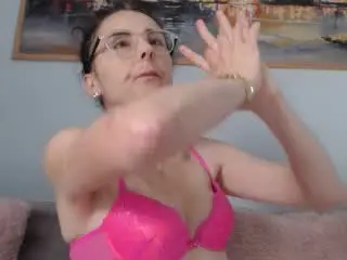 Xlovecam Watch Live Sex Cams of Cleophee