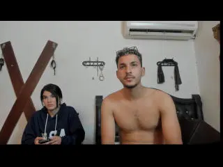 Xlovecam Best Webcam of JadeAndBob