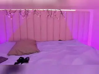Xlovecam Live Sex Cam of SecretLoversVIP