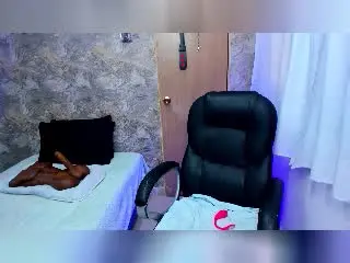 Xlovecam Watch Live Sex Cams of Cataleyya69