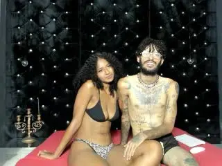Xlovecam Free Porn Cam of JeniferandBenn