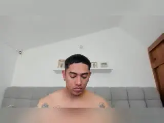 Xlovecam Adult Video Chat of EroticXSins