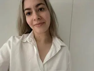 Xlovecam Adult Webcam of FancyRosie