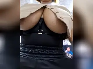 Xlovecam Free Live Porn of SaritaVelez