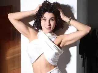 Xlovecam Best Webcam of CurliestSue