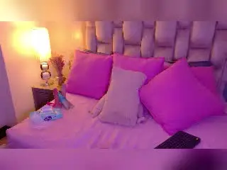 Xlovecam Live Sex of IsabellaaRossi