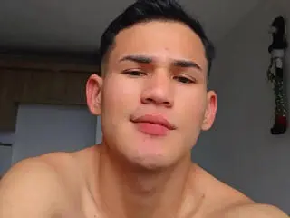 Xlovecam Sex Cam of AlessandroMusk