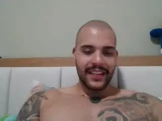Xlovecam Live Sex Cam of MedellynDark