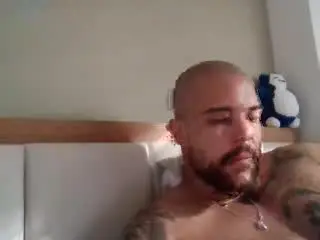 Xlovecam Live Sex of MedellynDark