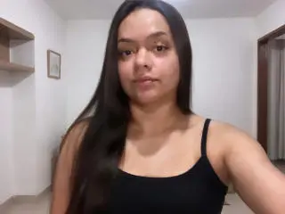 Xlovecam Live Sex Cam of UrsulaX