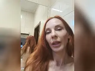 Xlovecam Sex Cam of MiraGi
