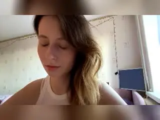 Xlovecam Private Sex Chat of ReannaDreben