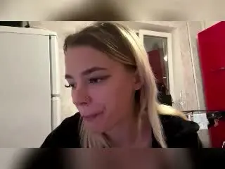 Xlovecam Best Webcam of AdrieneDegennaro
