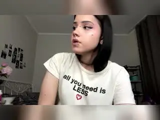 Xlovecam Watch Live Sex Cams of LadyKezele