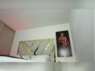 Xlovecam Adult Webcams of DevinHunter