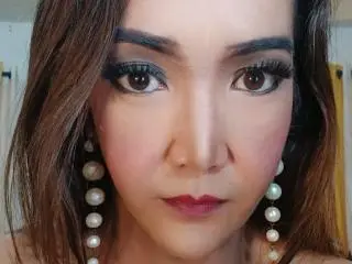 Xlovecam Sex Chat of KissSweetAngelicTrans