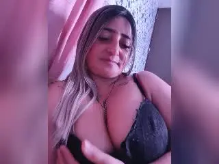 Xlovecam Live Sex Cam of AlessadraJoness