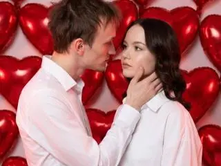 Xlovecam Adult Video Chat of WeksaAndOliver
