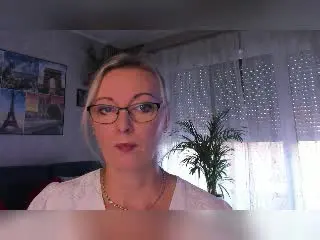 Xlovecam Adult Webcam of XLovelyVanessa