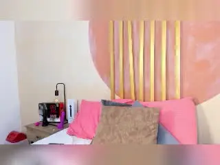 Xlovecam Sex Cam of NycoleAngels