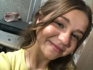 Xlovecam Live Porn of CaroylnPazmino