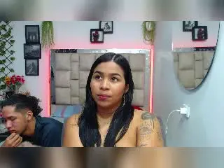 Xlovecam Private Sex Chat of MollyXDamiam