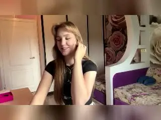 Xlovecam Adult Video Chat of CorinaMakinster