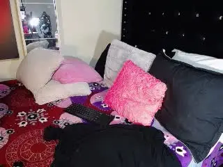 Xlovecam Best live sex cam show of KarenCurlyHair